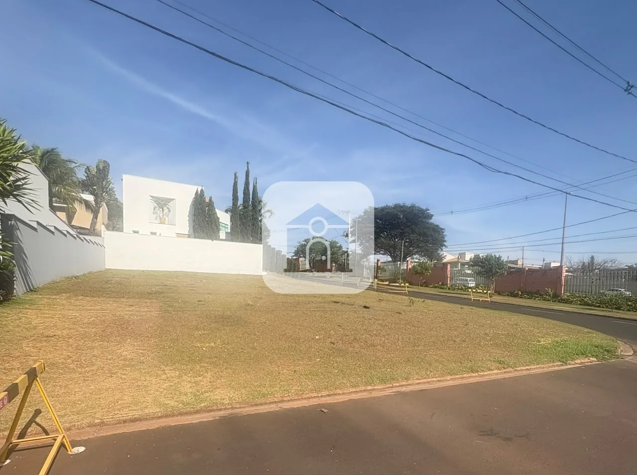 Comprar Terreno / Condom&iacute;nio em Uberl&acirc;ndia R$ 980.000,00 - Foto 1