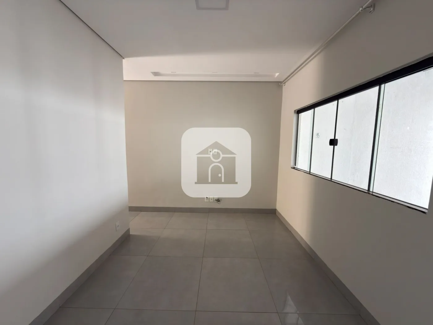 Alugar Casa / Sobrado em Uberl&acirc;ndia R$ 2.600,00 - Foto 4