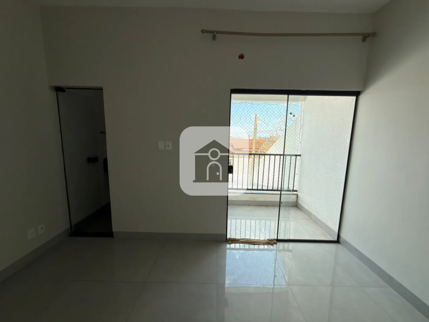 Alugar Casa / Sobrado em Uberl&acirc;ndia R$ 2.600,00 - Foto 13
