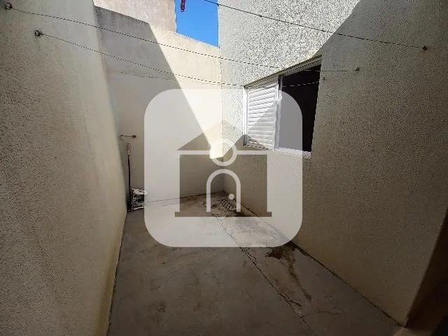 Alugar Casa / Padr&atilde;o em Uberl&acirc;ndia R$ 2.200,00 - Foto 12