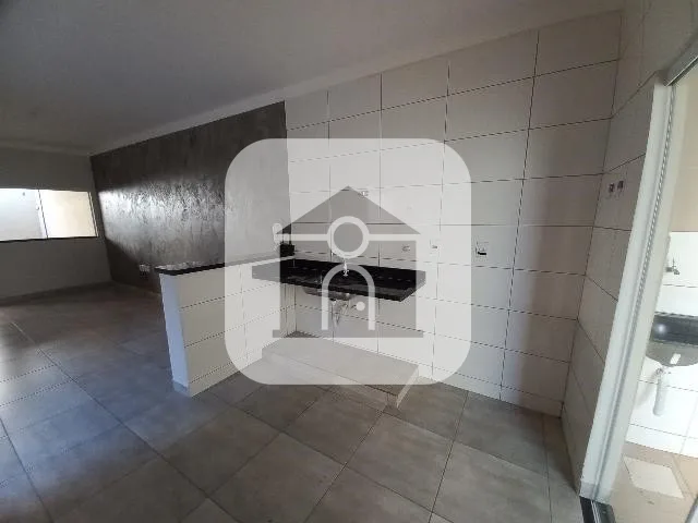 Alugar Casa / Padr&atilde;o em Uberl&acirc;ndia R$ 2.200,00 - Foto 4