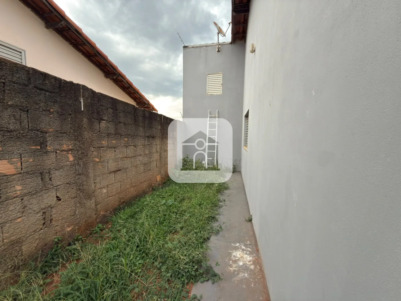 Alugar Casa / Padr&atilde;o em Uberl&acirc;ndia R$ 2.400,00 - Foto 19