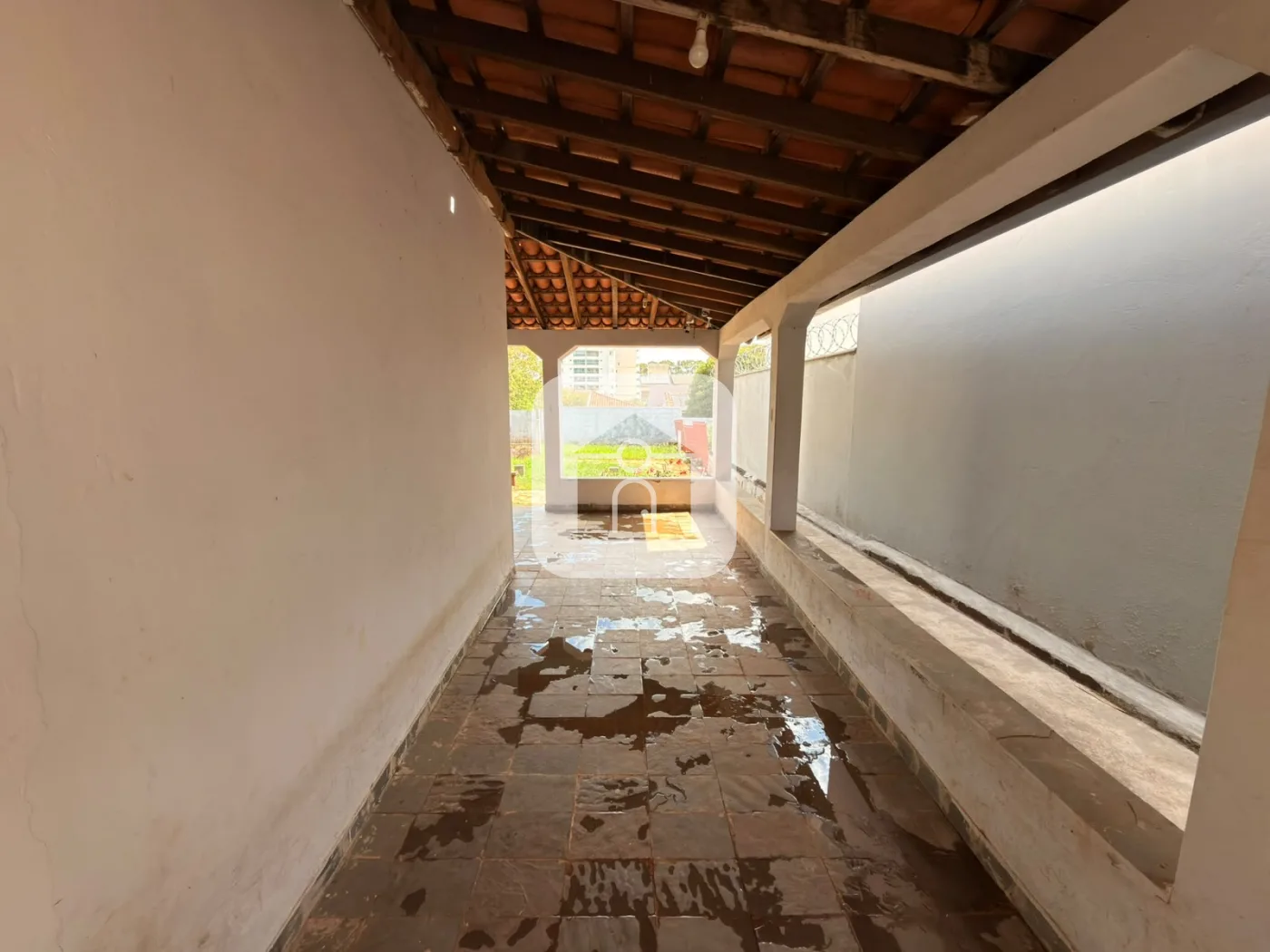 Alugar Casa / Padr&atilde;o em Uberl&acirc;ndia R$ 5.000,00 - Foto 5