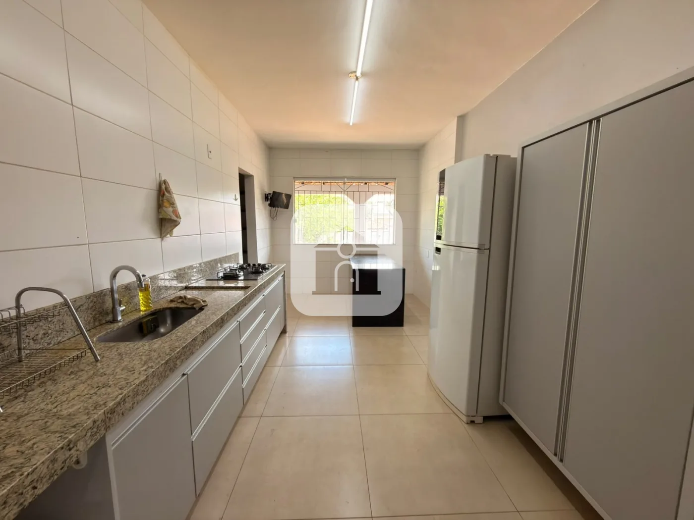 Alugar Casa / Padr&atilde;o em Uberl&acirc;ndia R$ 5.000,00 - Foto 13