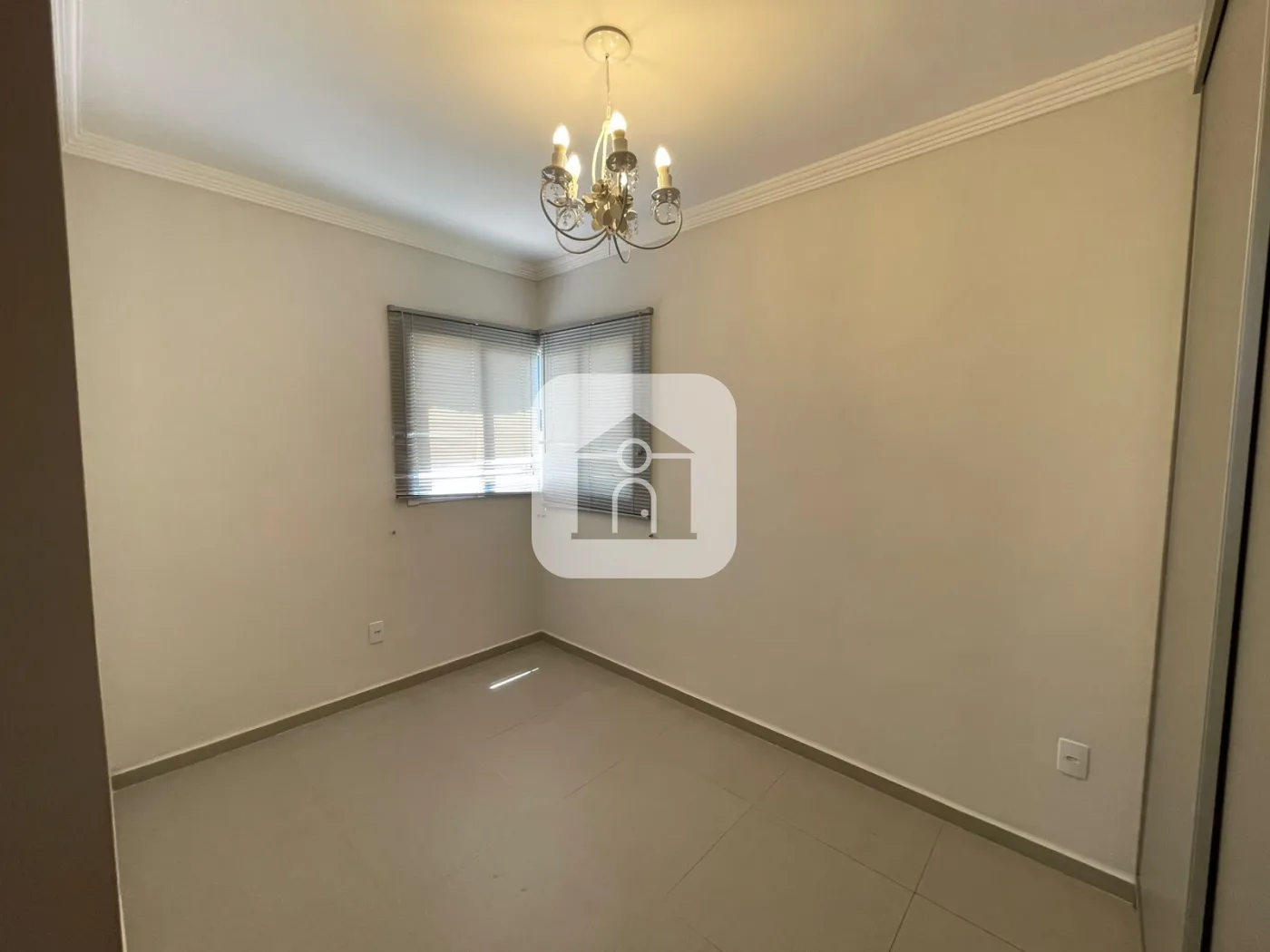 Alugar Apartamento / Padr&atilde;o em Uberl&acirc;ndia R$ 2.300,00 - Foto 9