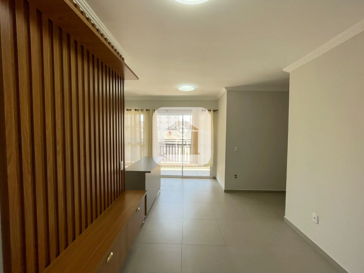 Alugar Apartamento / Padr&atilde;o em Uberl&acirc;ndia R$ 2.300,00 - Foto 1