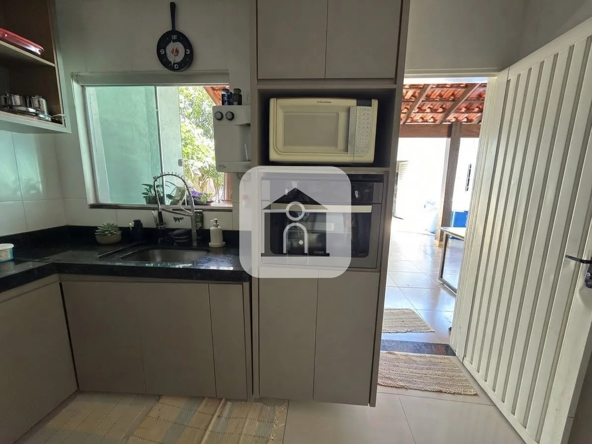 Alugar Casa / Padr&atilde;o em Uberl&acirc;ndia R$ 2.500,00 - Foto 6