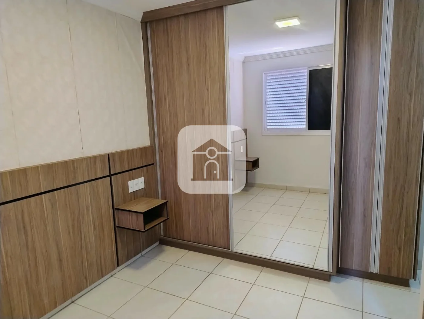 Alugar Apartamento / Padr&atilde;o em Uberl&acirc;ndia R$ 1.800,00 - Foto 8