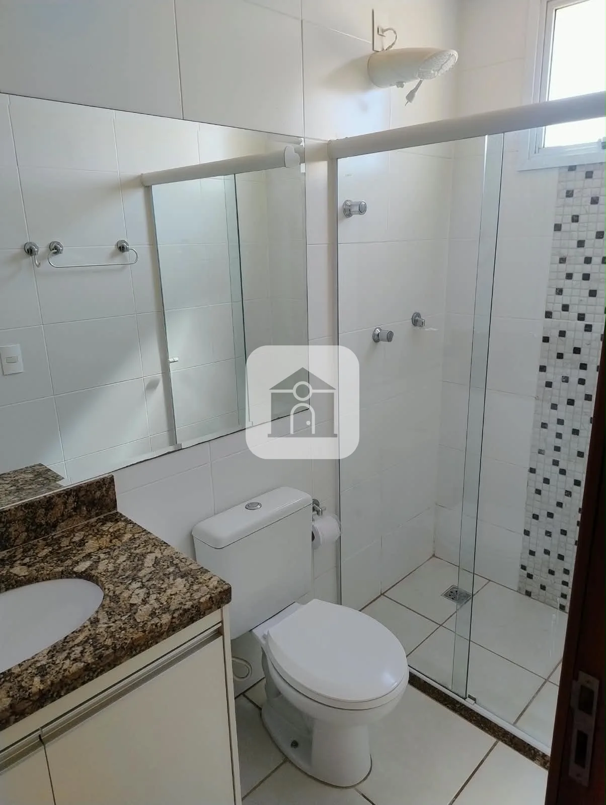 Alugar Apartamento / Padr&atilde;o em Uberl&acirc;ndia R$ 1.800,00 - Foto 11