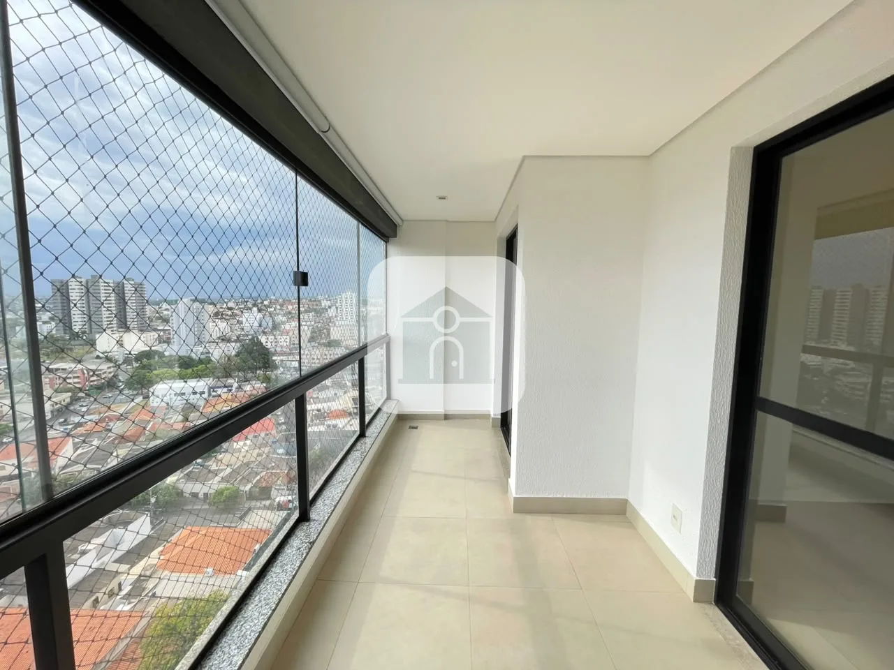 Alugar Apartamento / Padr&atilde;o em Uberlandia R$ 3.900,00 - Foto 5