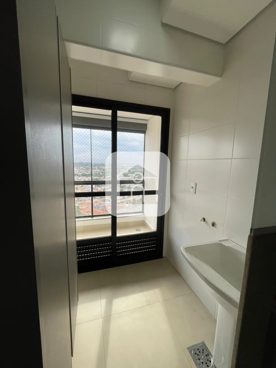 Alugar Apartamento / Padr&atilde;o em Uberlandia R$ 3.900,00 - Foto 6