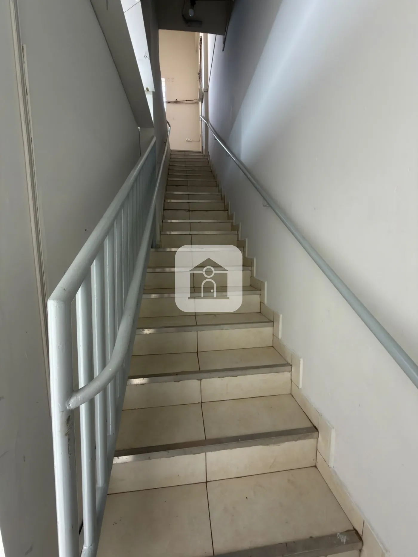 Alugar Comercial / Loja em Uberl&acirc;ndia R$ 2.600,00 - Foto 7