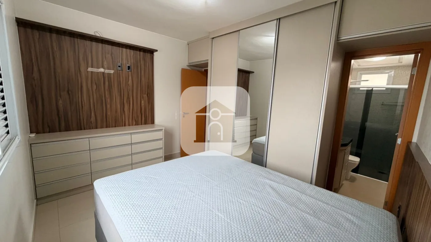 Alugar Apartamento / Padr&atilde;o em Uberl&acirc;ndia R$ 3.800,00 - Foto 15