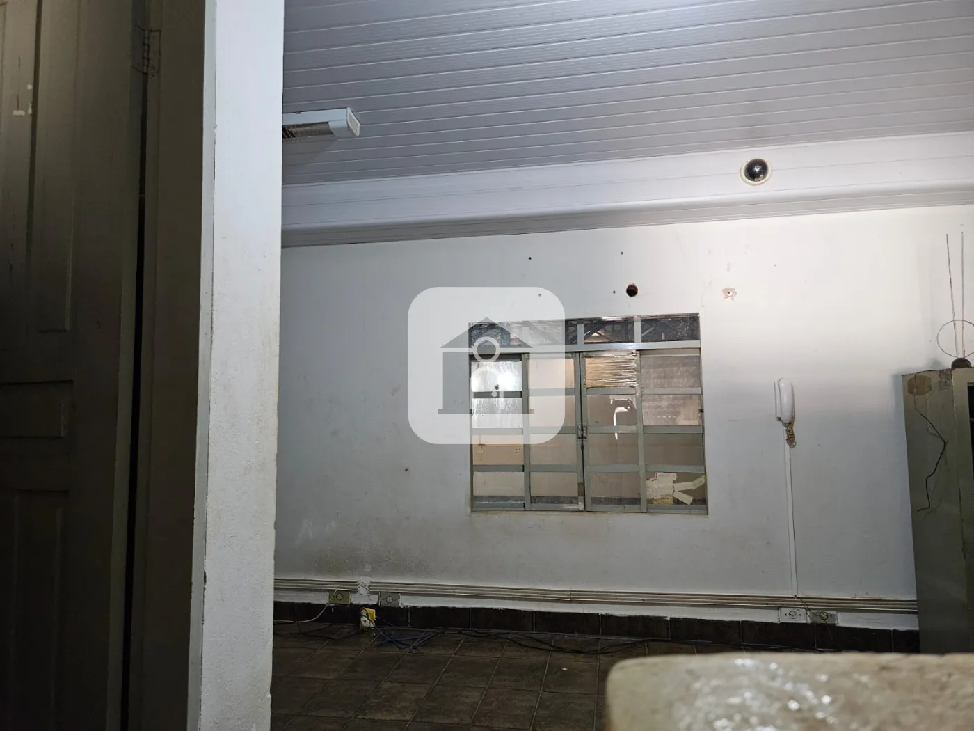 Alugar Comercial / Galp&atilde;o em Uberl&acirc;ndia R$ 3.800,00 - Foto 9