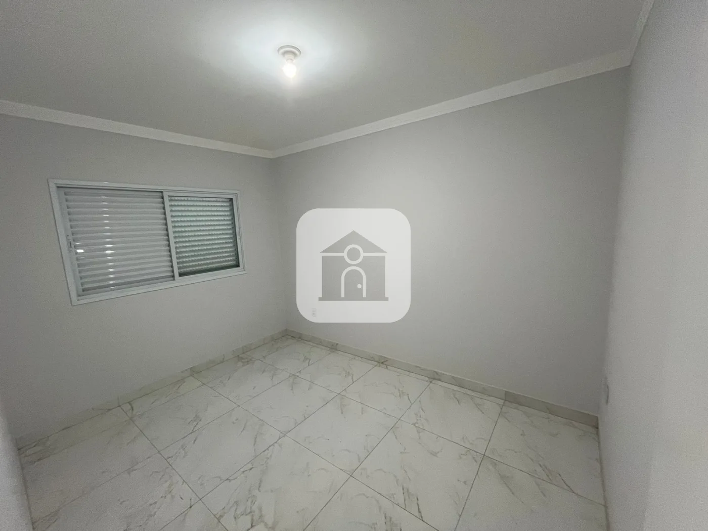 Alugar Casa / Padr&atilde;o em Uberl&acirc;ndia R$ 3.800,00 - Foto 5