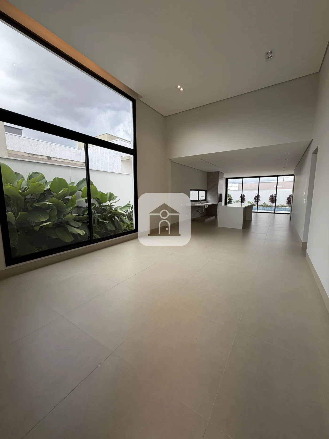 Comprar Casa / Condom&iacute;nio ou Loteamento Fechado em Uberlandia R$ 2.150.000,00 - Foto 2
