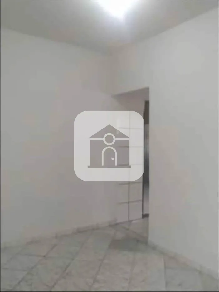 Alugar Casa / Col&ocirc;nia em Uberl&acirc;ndia R$ 1.250,00 - Foto 2