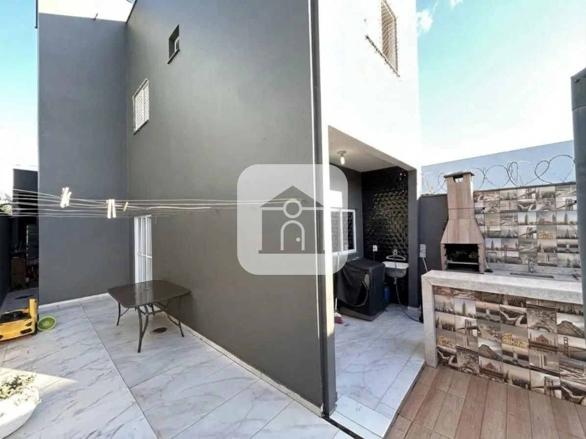 Alugar Casa / Padr&atilde;o em Uberl&acirc;ndia R$ 4.000,00 - Foto 11
