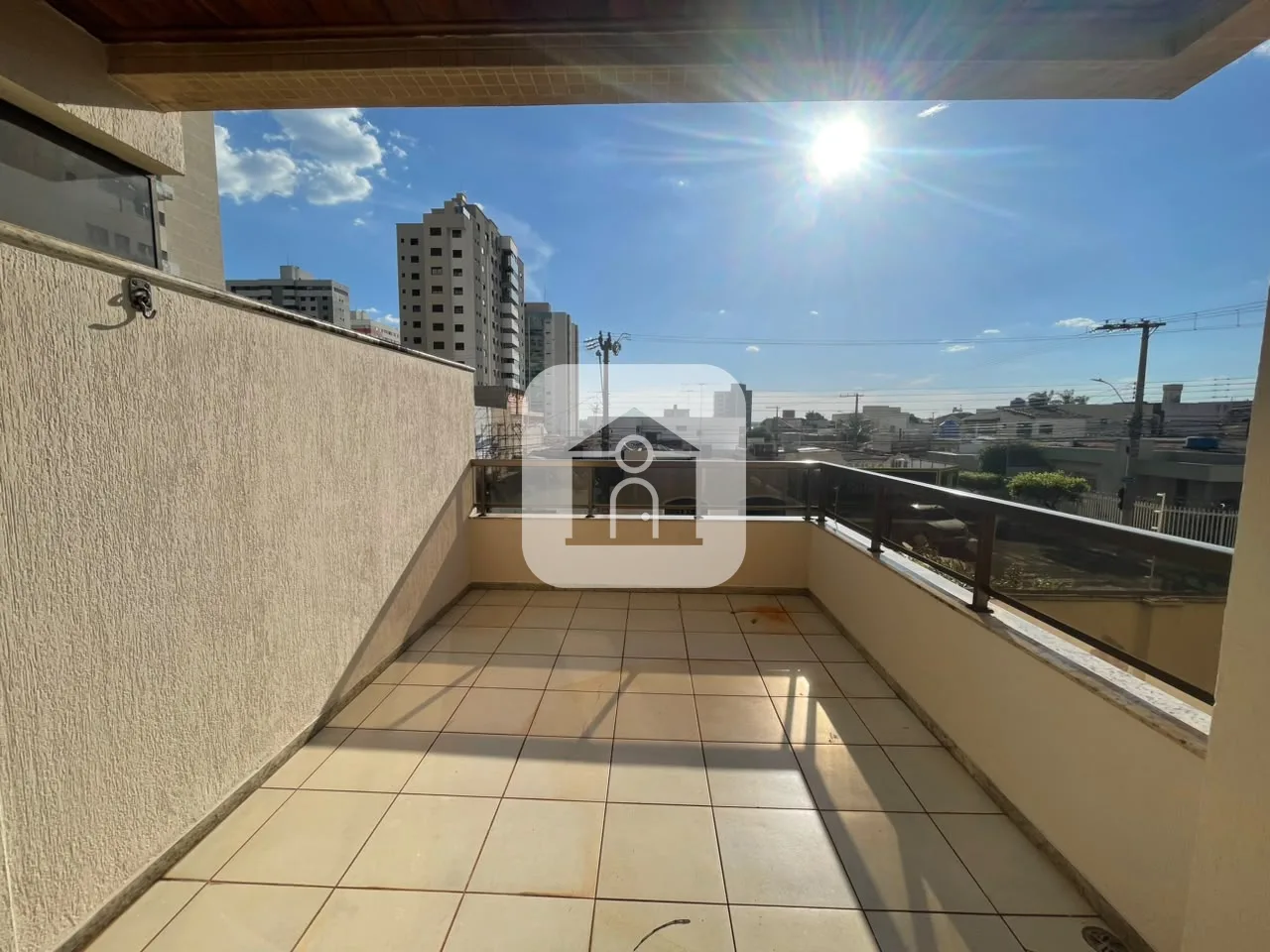 Alugar Apartamento / Padr&atilde;o em Uberl&acirc;ndia R$ 2.700,00 - Foto 4