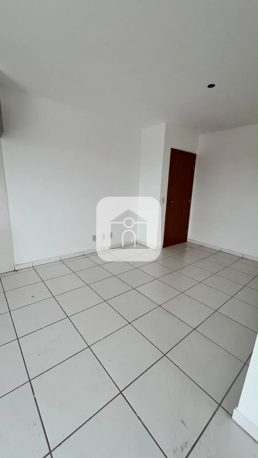 Comprar Apartamento / Padr&atilde;o em Uberl&acirc;ndia R$ 250.000,00 - Foto 4