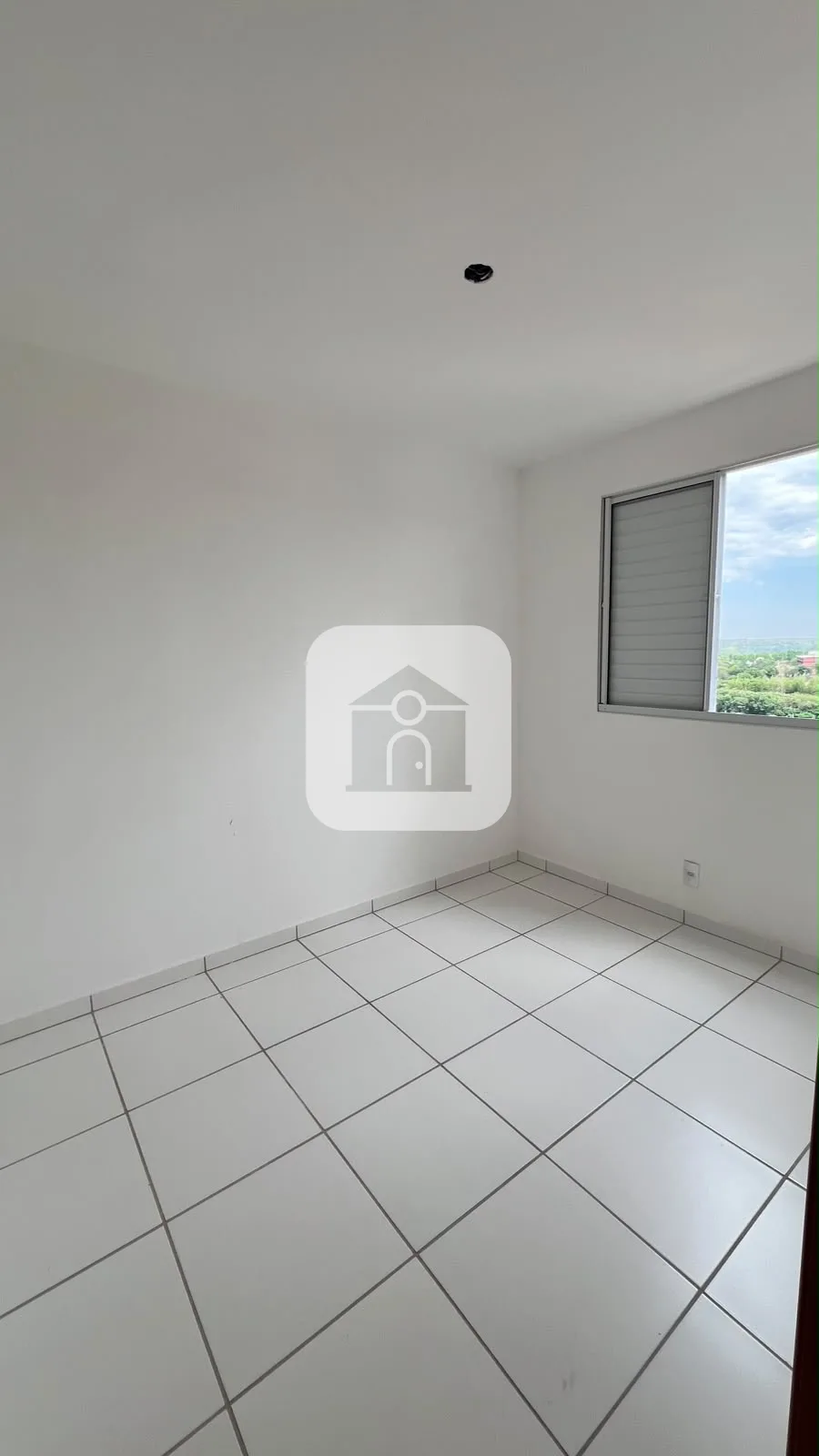 Comprar Apartamento / Padr&atilde;o em Uberl&acirc;ndia R$ 250.000,00 - Foto 11