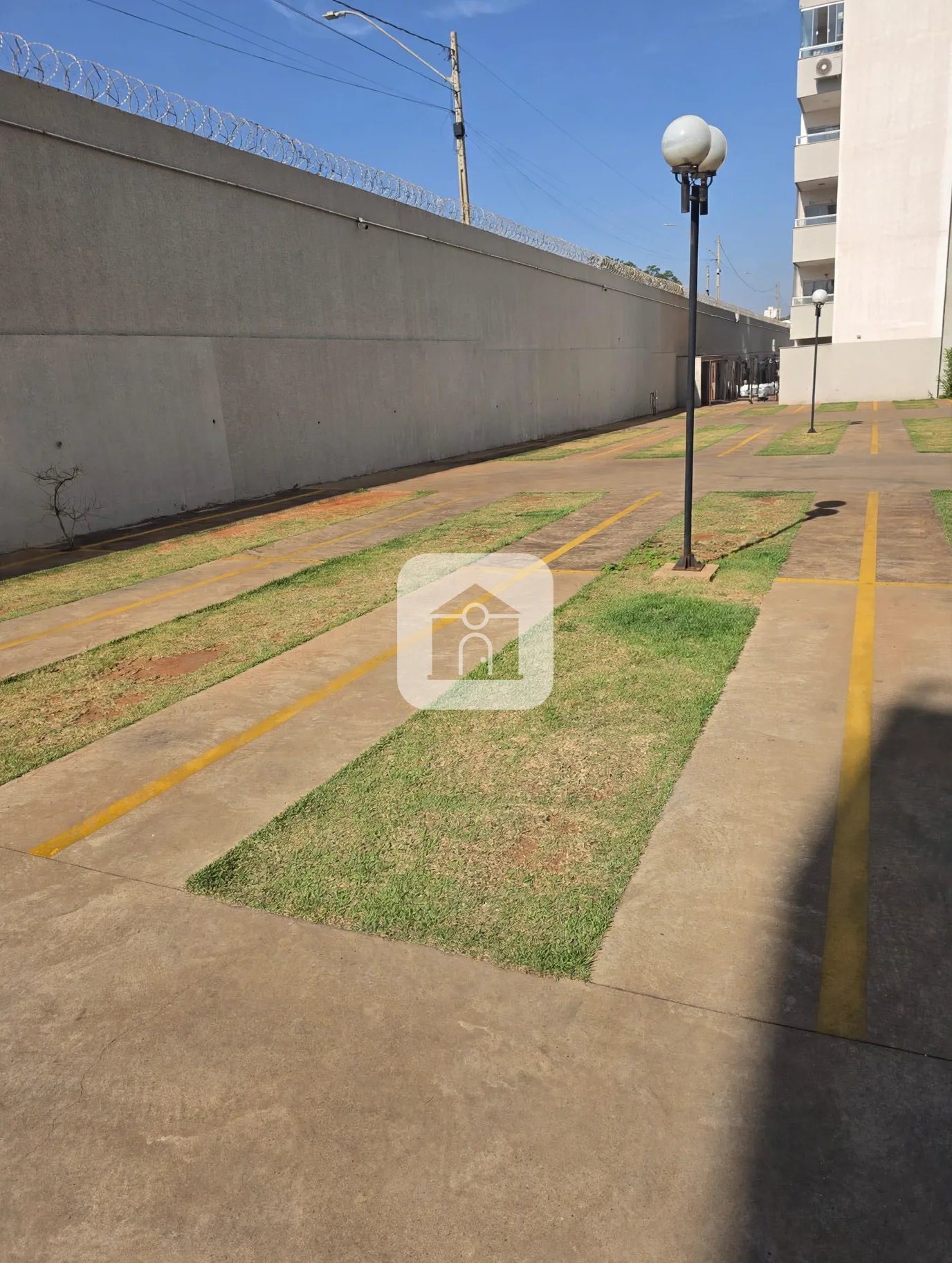 Comprar Apartamento / Padr&atilde;o em Uberl&acirc;ndia R$ 250.000,00 - Foto 17