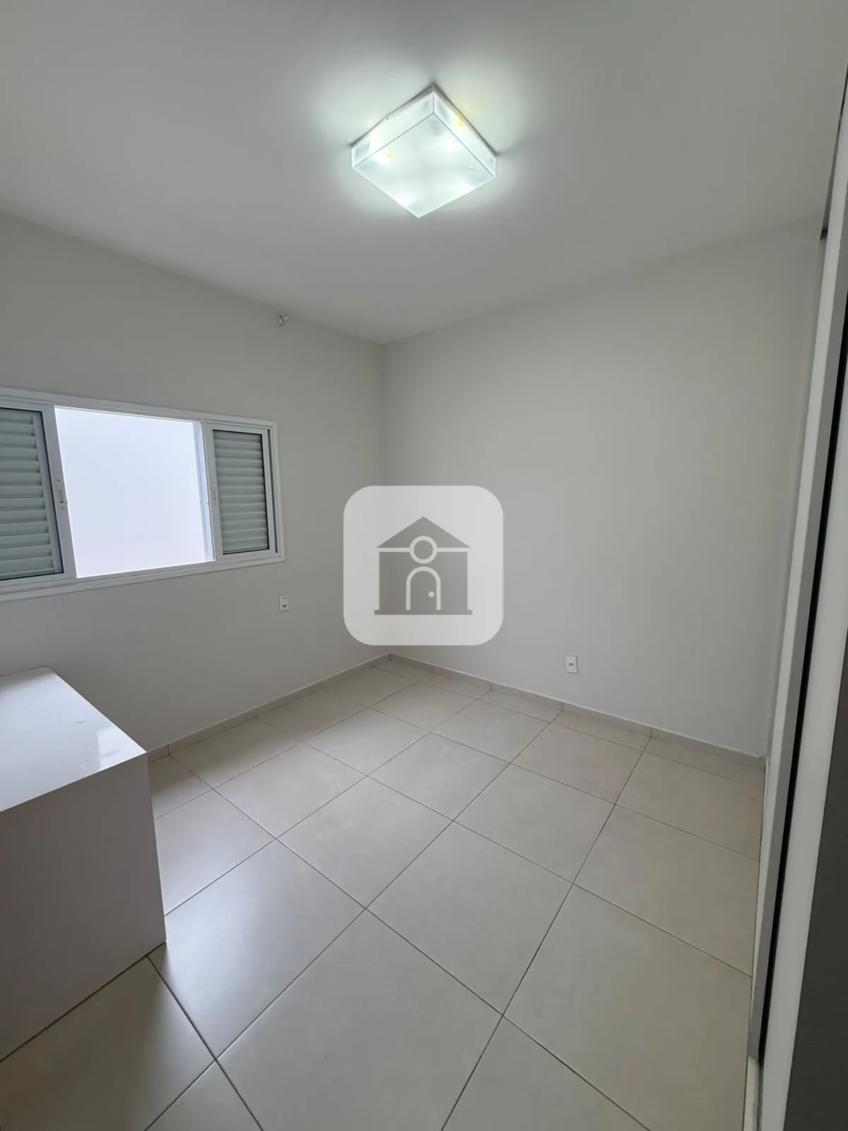 Alugar Casa / Padr&atilde;o em Araguari R$ 3.500,00 - Foto 15