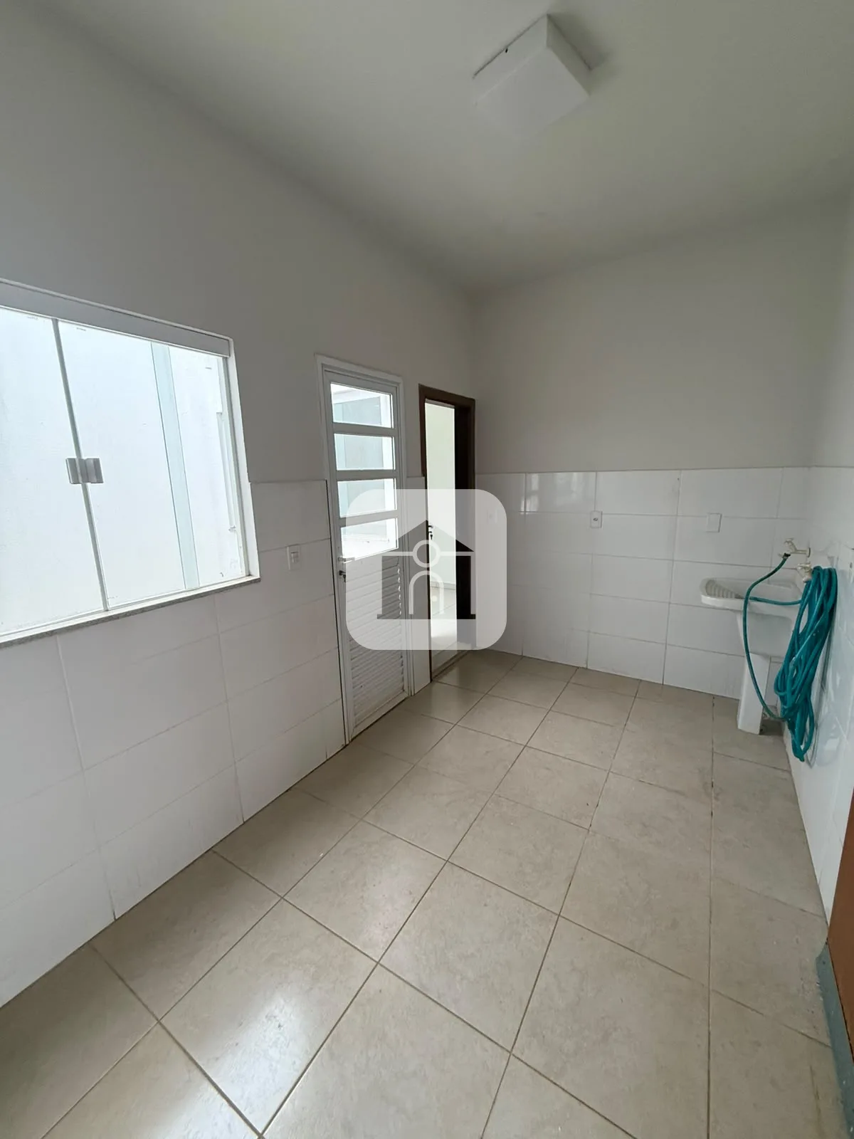 Alugar Casa / Padr&atilde;o em Araguari R$ 3.500,00 - Foto 24