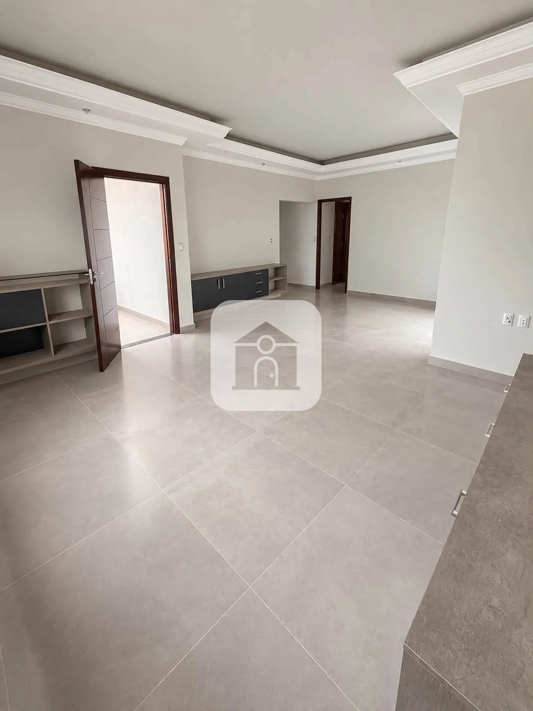 Comprar Casa / Padr&atilde;o em Uberl&acirc;ndia R$ 780.000,00 - Foto 5