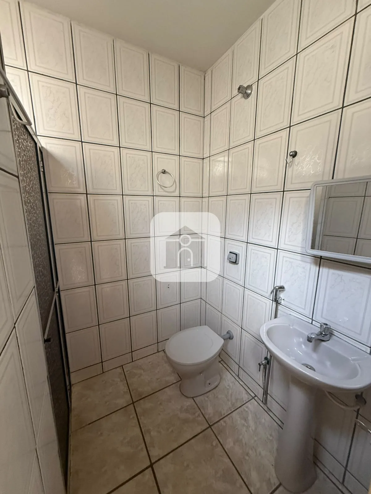 Alugar Casa / Padr&atilde;o em Araguari R$ 900,00 - Foto 12