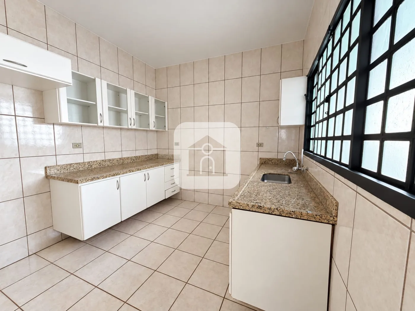 Alugar Casa / Padr&atilde;o em Uberl&acirc;ndia R$ 2.800,00 - Foto 7