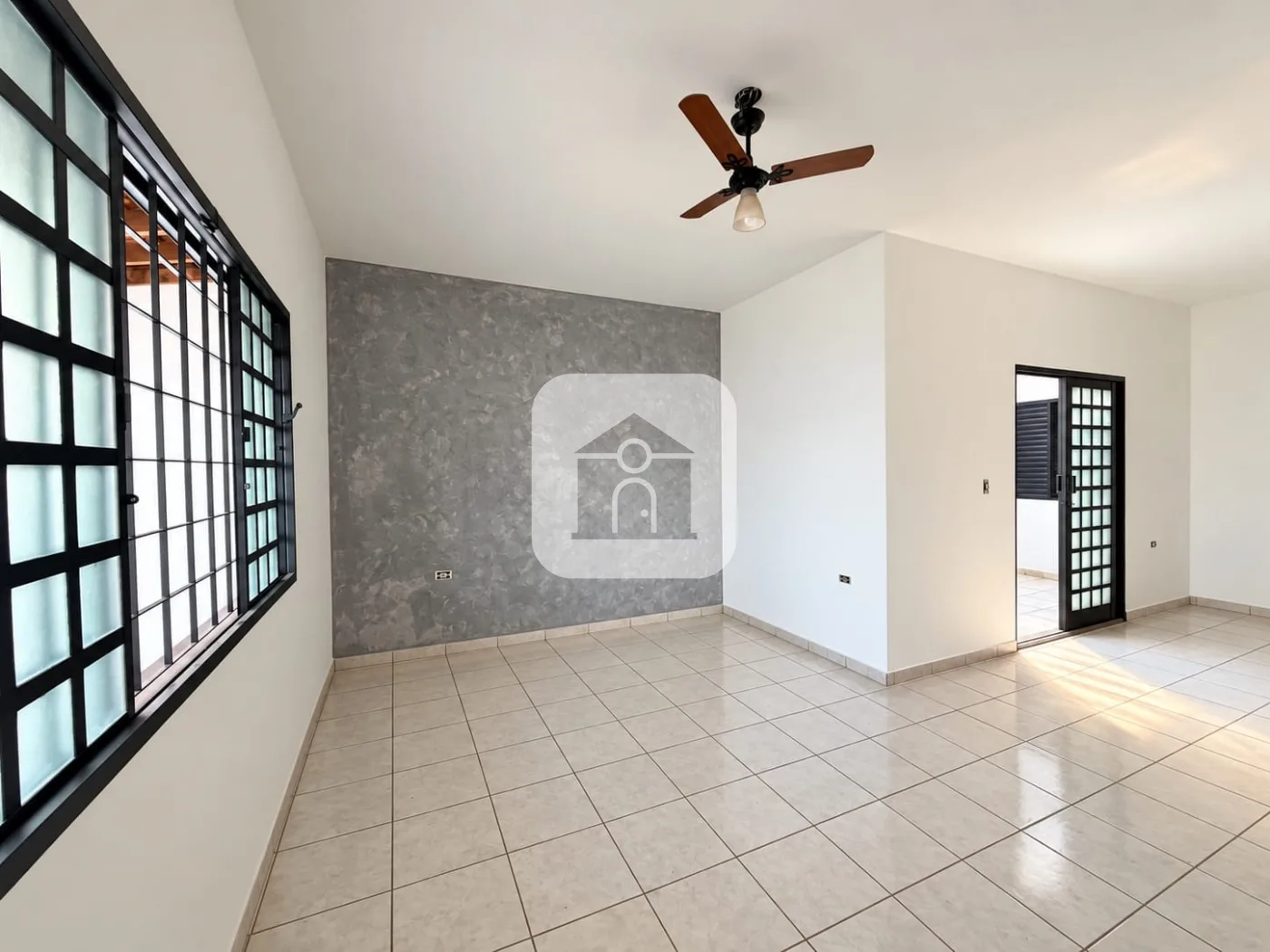 Alugar Casa / Padr&atilde;o em Uberl&acirc;ndia R$ 2.800,00 - Foto 6