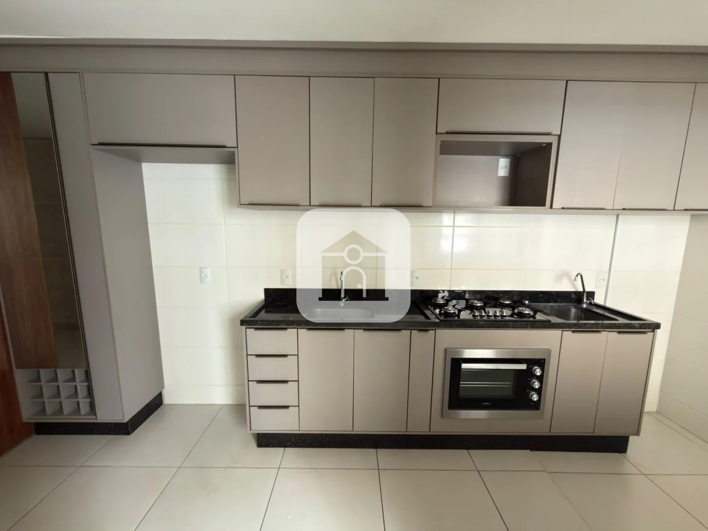 Alugar Apartamento / Padr&atilde;o em Uberl&acirc;ndia R$ 1.800,00 - Foto 6