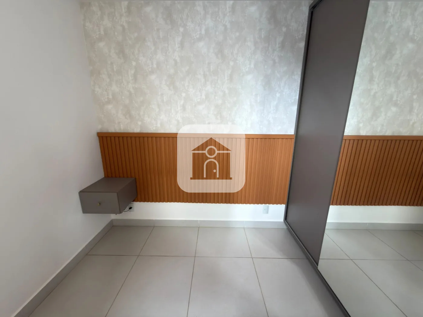 Alugar Apartamento / Padr&atilde;o em Uberl&acirc;ndia R$ 1.800,00 - Foto 15