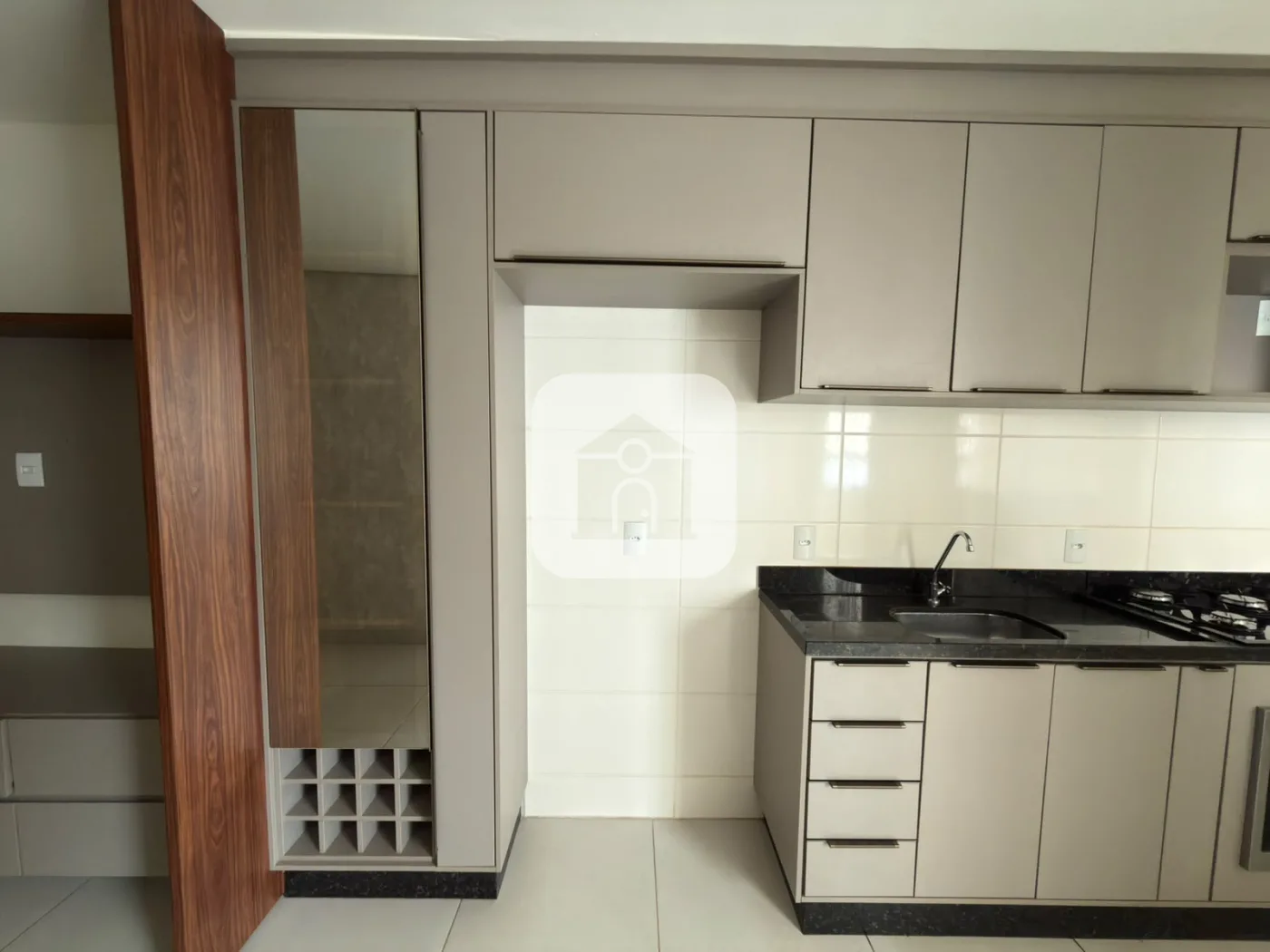 Alugar Apartamento / Padr&atilde;o em Uberl&acirc;ndia R$ 1.800,00 - Foto 10