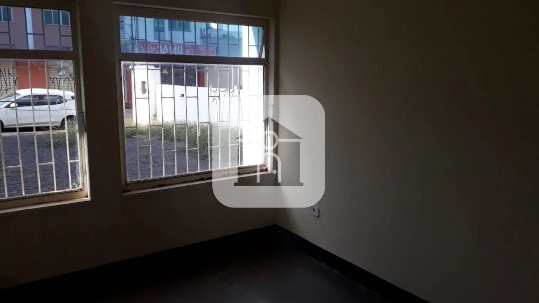 Alugar Comercial / Pr&eacute;dio em Uberl&acirc;ndia R$ 10.000,00 - Foto 4