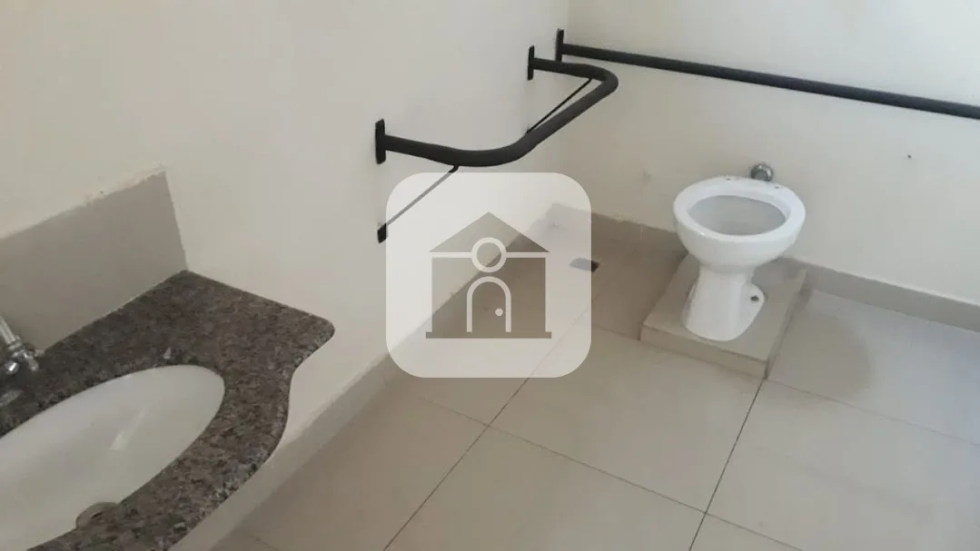 Alugar Comercial / Pr&eacute;dio em Uberl&acirc;ndia R$ 10.000,00 - Foto 12