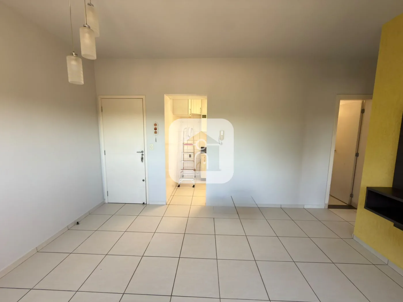 Alugar Apartamento / Padr&atilde;o em Uberlandia R$ 1.400,00 - Foto 4
