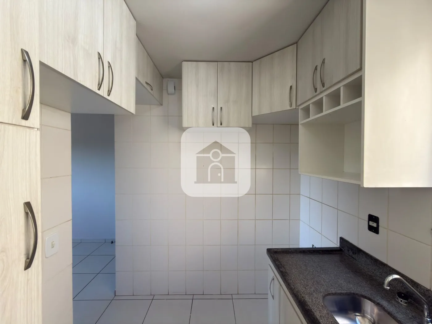 Alugar Apartamento / Padr&atilde;o em Uberlandia R$ 1.400,00 - Foto 7
