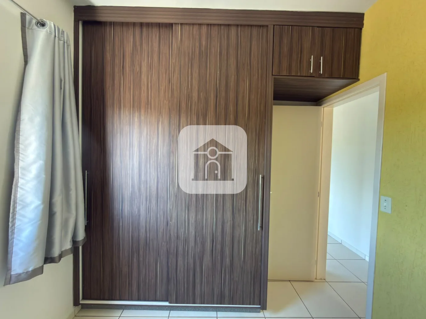 Alugar Apartamento / Padr&atilde;o em Uberlandia R$ 1.400,00 - Foto 18