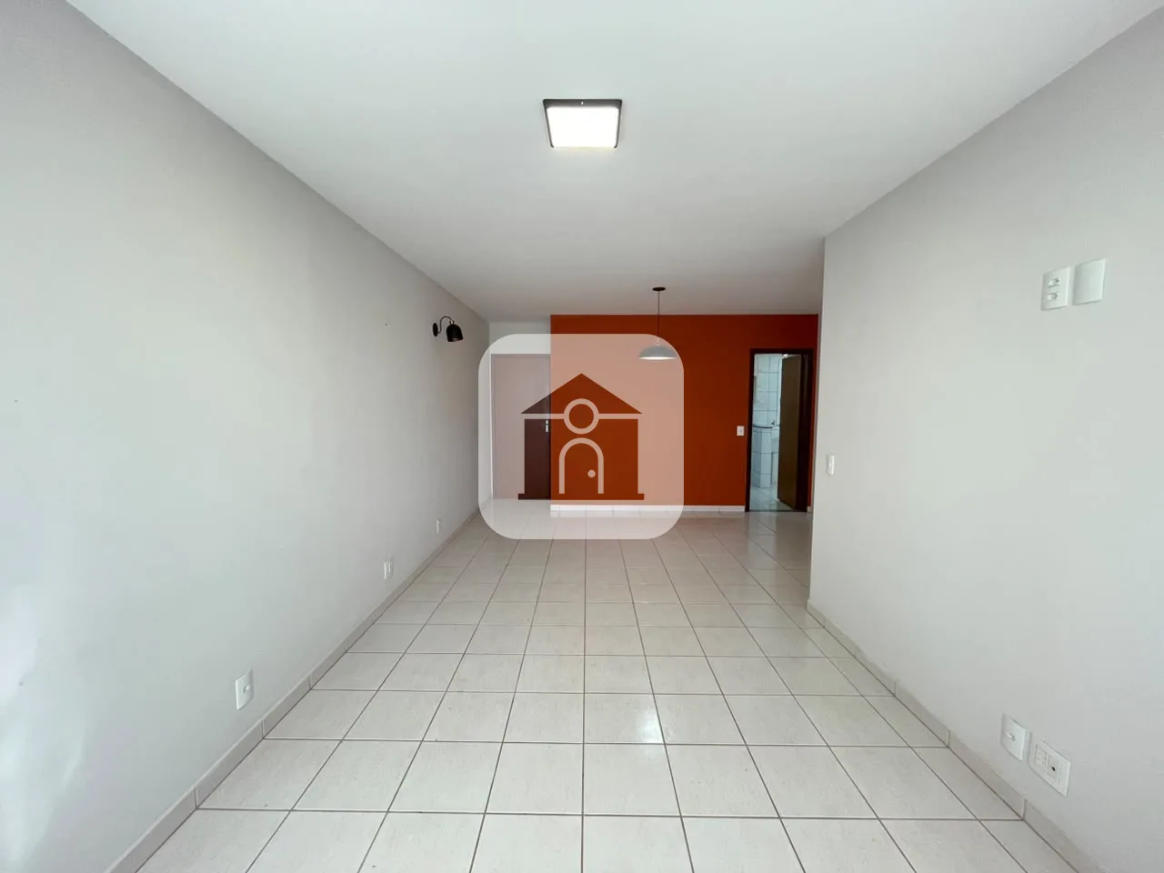 Alugar Apartamento / Padr&atilde;o em Uberlandia R$ 2.900,00 - Foto 2