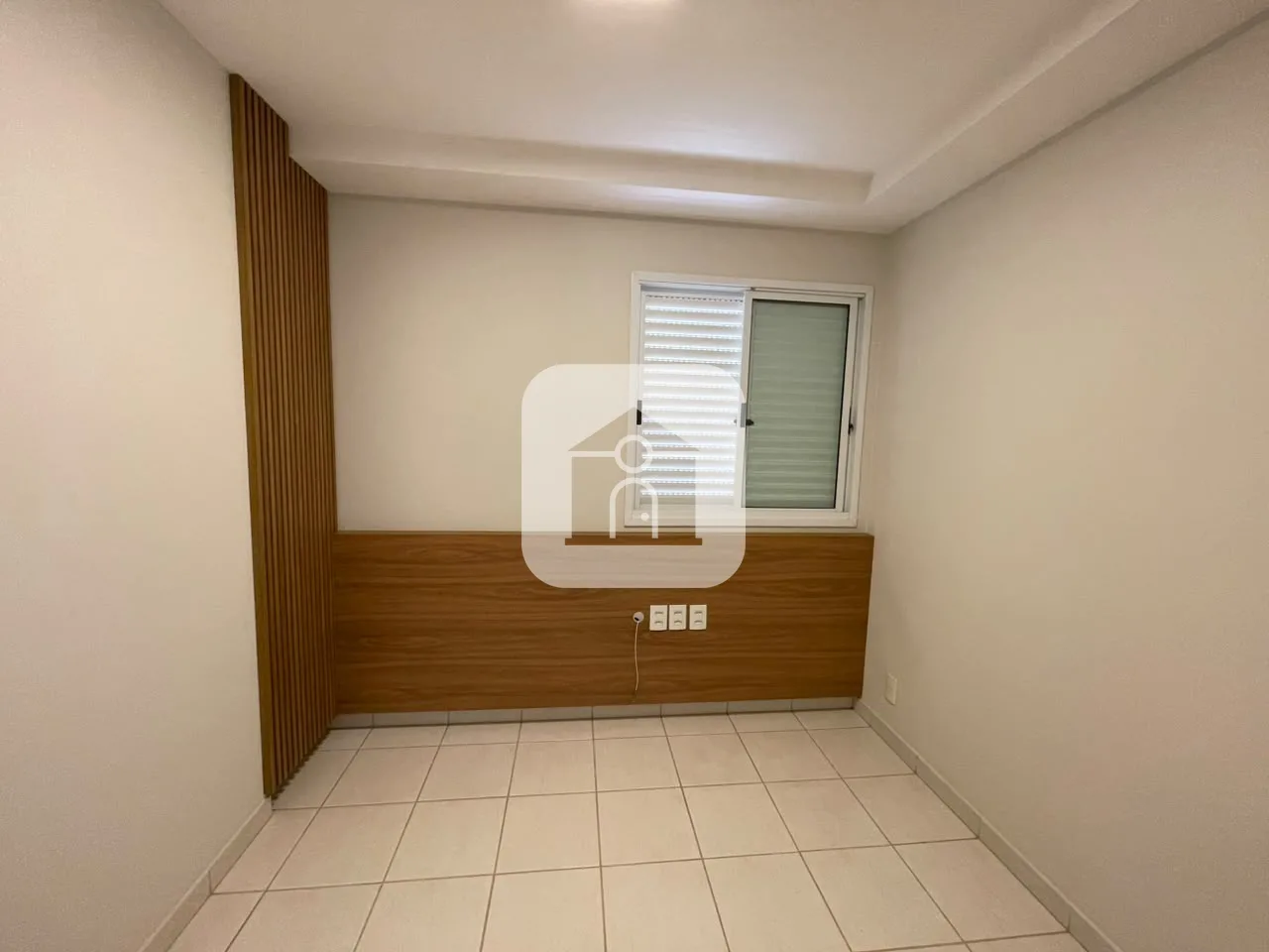 Alugar Apartamento / Padr&atilde;o em Uberlandia R$ 2.900,00 - Foto 10