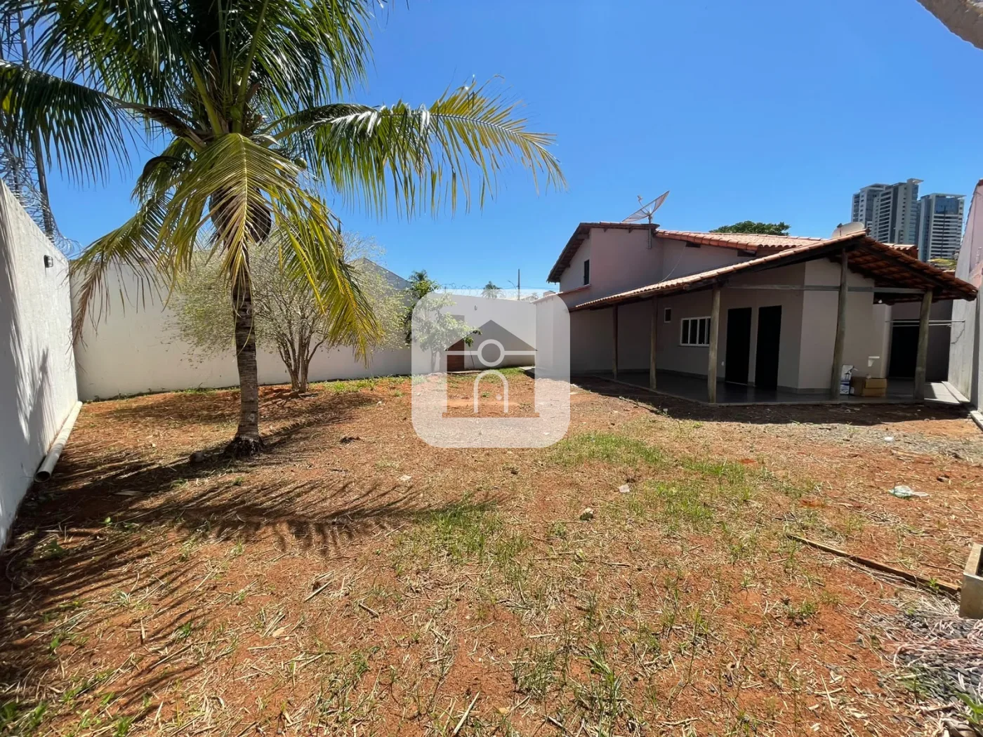 Alugar Casa / Padr&atilde;o em Uberl&acirc;ndia R$ 6.000,00 - Foto 25