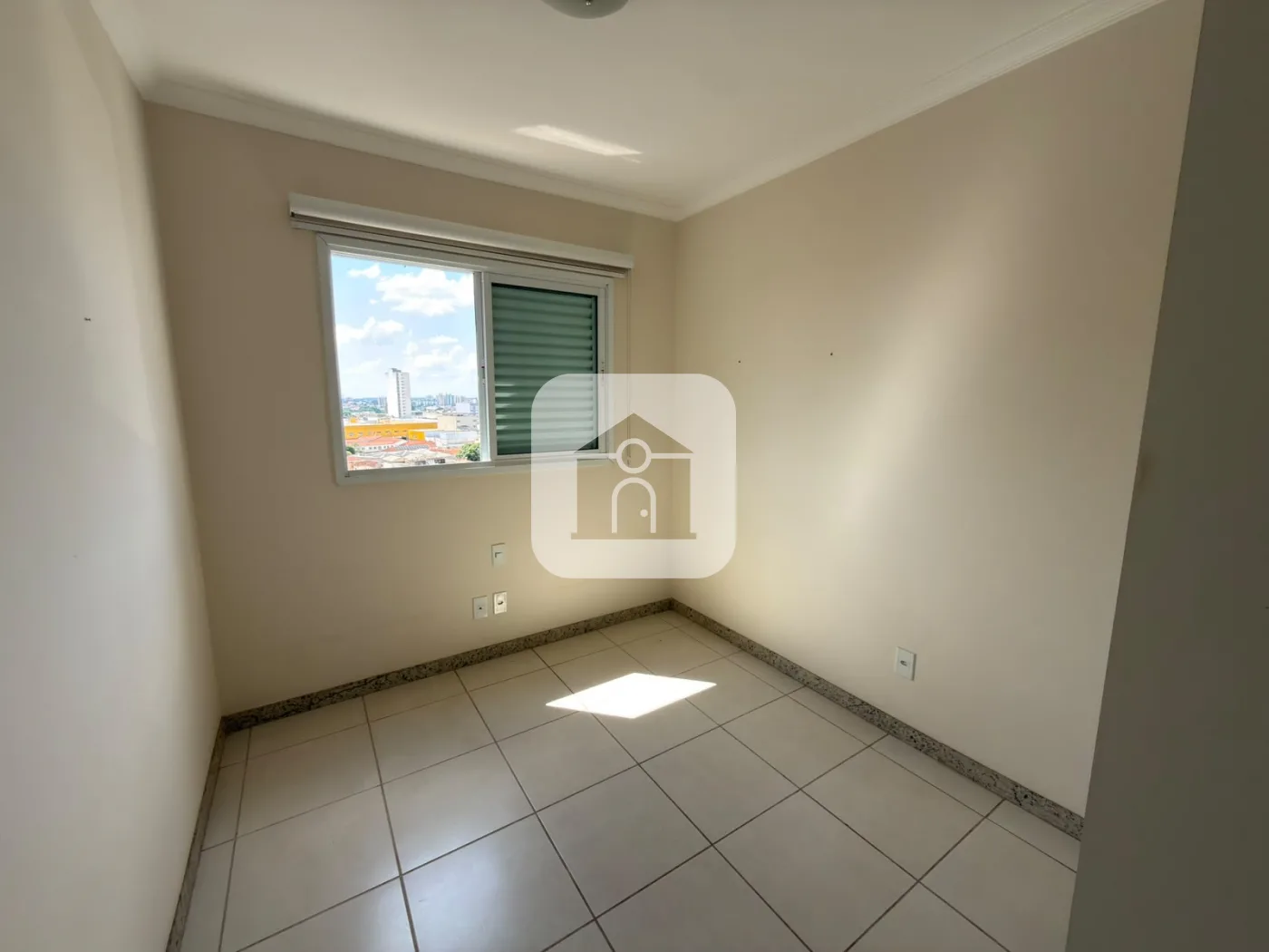 Alugar Apartamento / Padr&atilde;o em Uberl&acirc;ndia R$ 2.700,00 - Foto 15