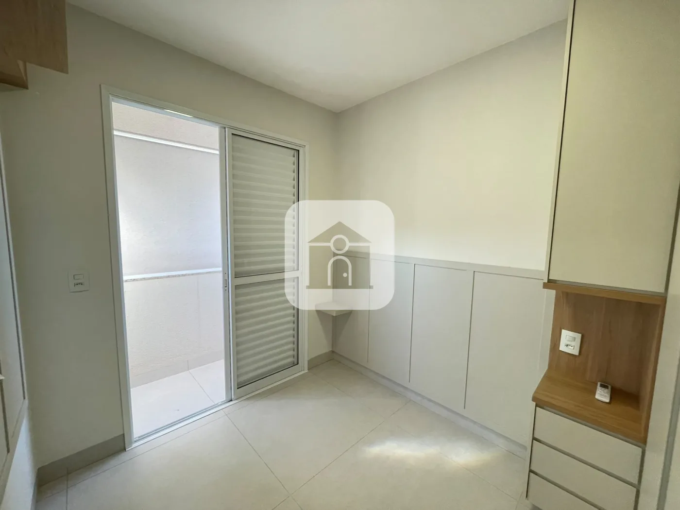Alugar Apartamento / Padr&atilde;o em Uberl&acirc;ndia R$ 2.700,00 - Foto 15