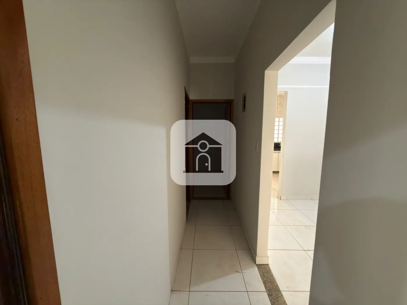 Alugar Casa / Padr&atilde;o em Uberl&acirc;ndia R$ 3.000,00 - Foto 9