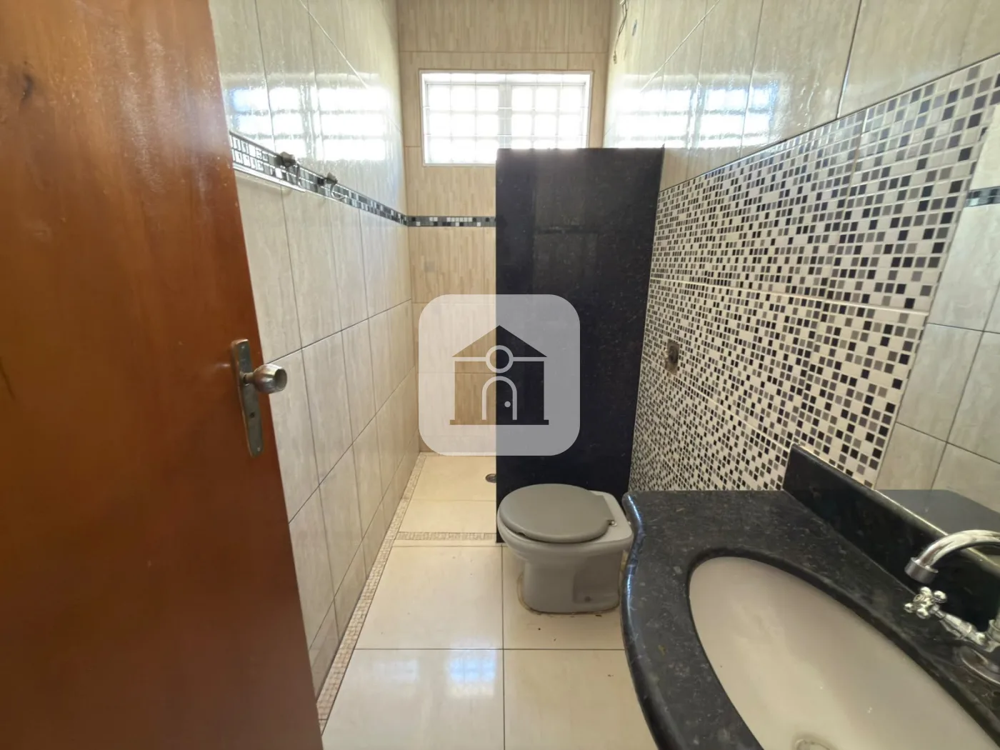 Alugar Casa / Padr&atilde;o em Uberl&acirc;ndia R$ 3.000,00 - Foto 19