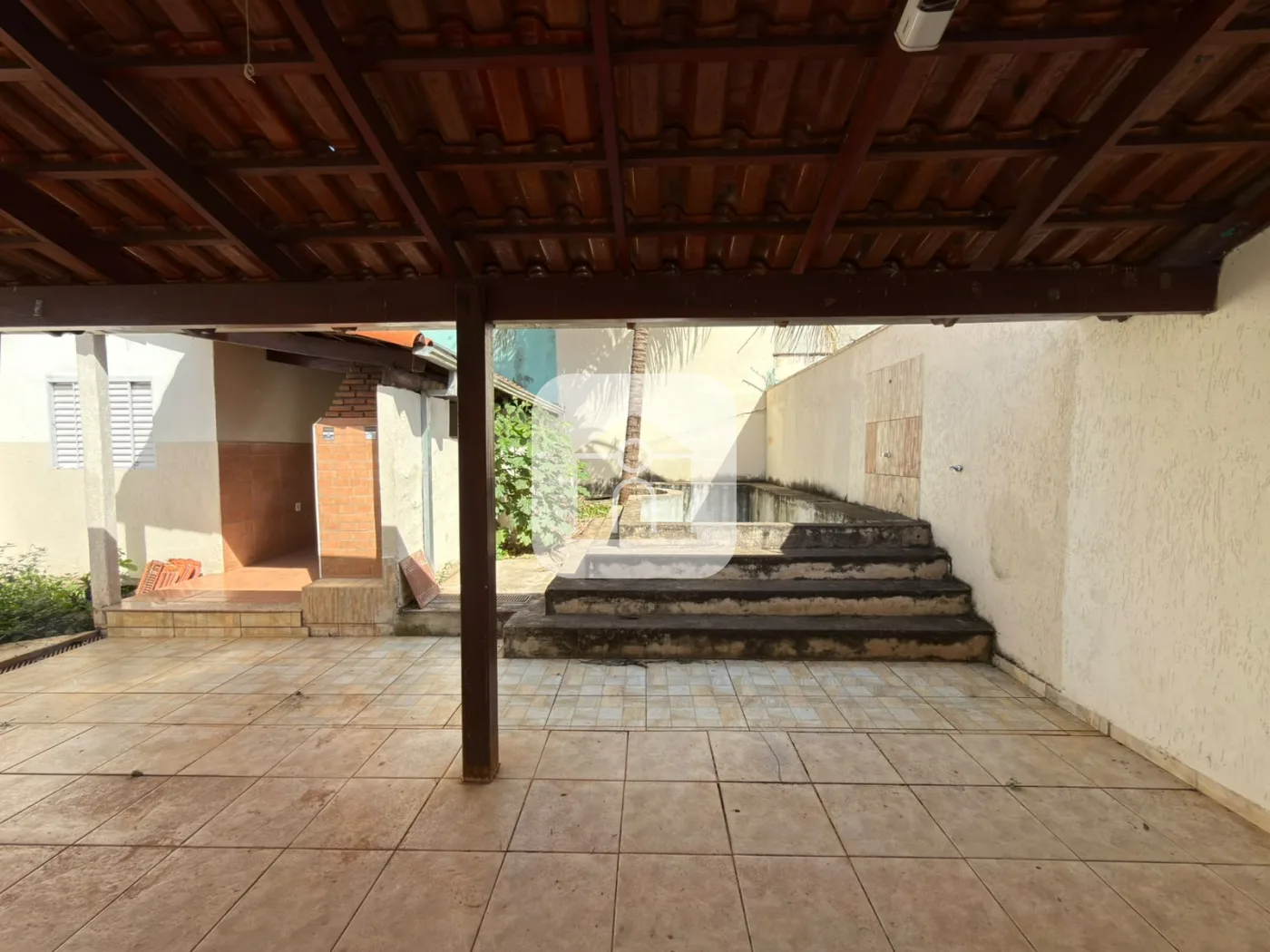 Alugar Casa / Padr&atilde;o em Uberl&acirc;ndia R$ 3.000,00 - Foto 24