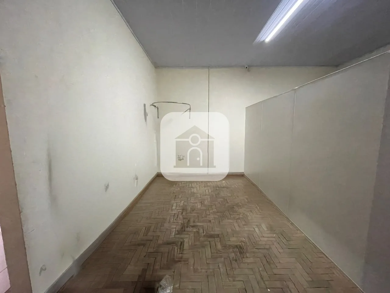 Alugar Comercial / Loja em Uberl&acirc;ndia R$ 4.500,00 - Foto 7