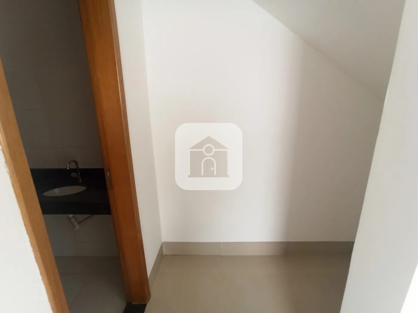 Alugar Casa / Padr&atilde;o em Uberl&acirc;ndia R$ 2.500,00 - Foto 10